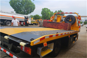 呈贡附近拖车电话号码服务