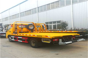 呈贡附近拖车救援搭电